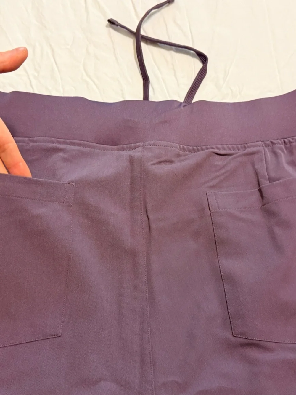 Mandala Women's 9-Pocket Jogger Scrub Pants - Dewberry - Picture 5 of 8